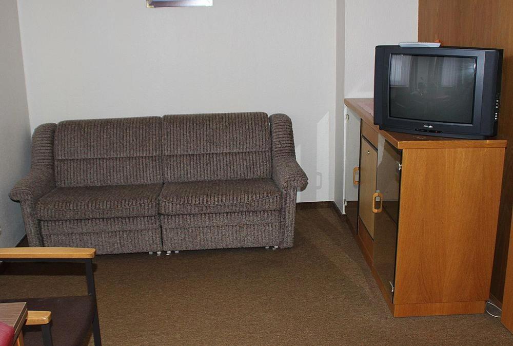 Einfelder Hof Garni Hotel Neumünster Kamer foto