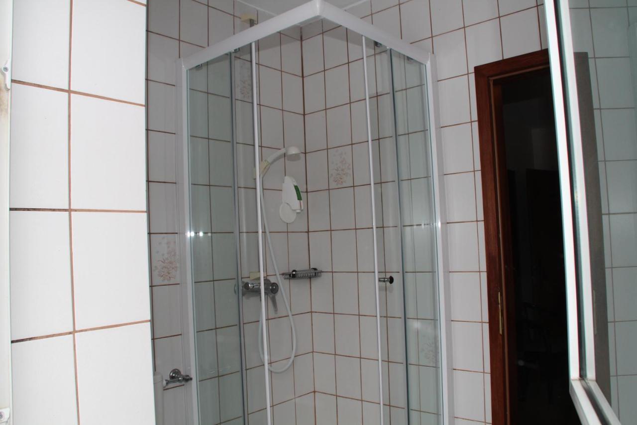 Einfelder Hof Garni Hotel Neumünster Kamer foto