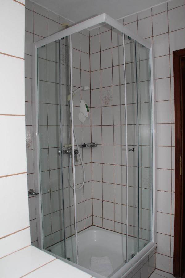 Einfelder Hof Garni Hotel Neumünster Kamer foto