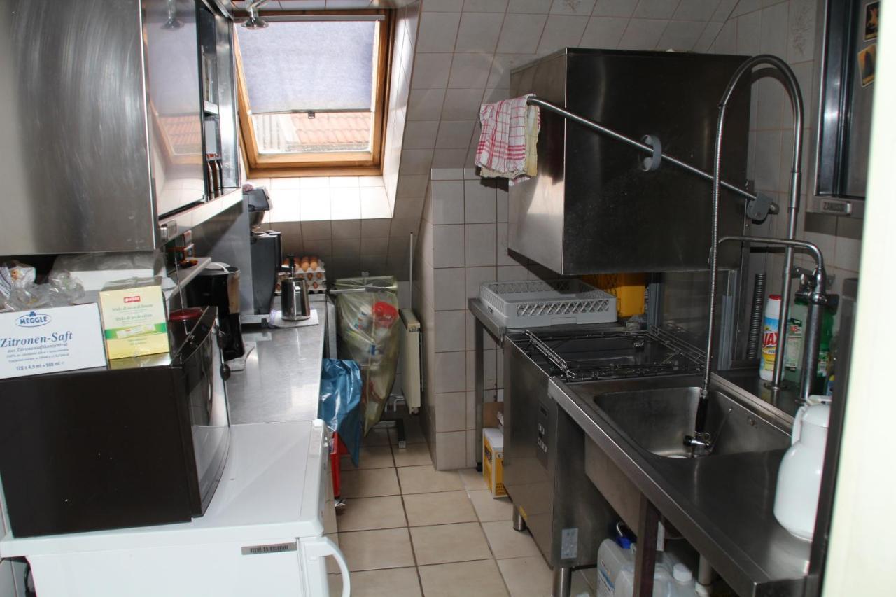 Einfelder Hof Garni Hotel Neumünster Kamer foto